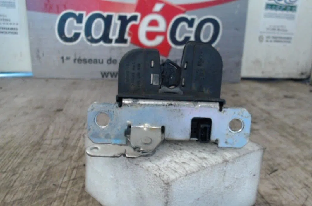 Moteur electrique de hayon-coffre Seat LEON (1M1) 1.9 tdi (1999-2006) occasion