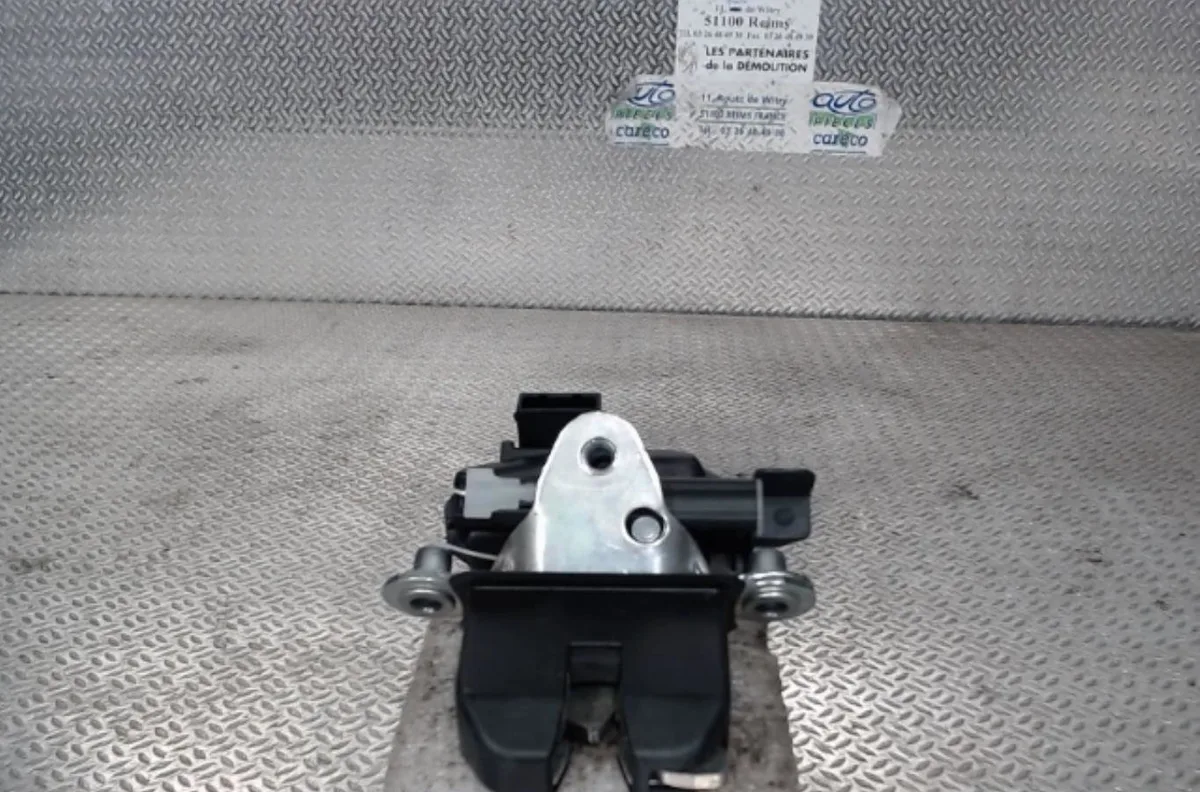 Moteur electrique de hayon-coffre SKODA FABIA 2 FABIA 2 PHASE 1 BREAK occasion