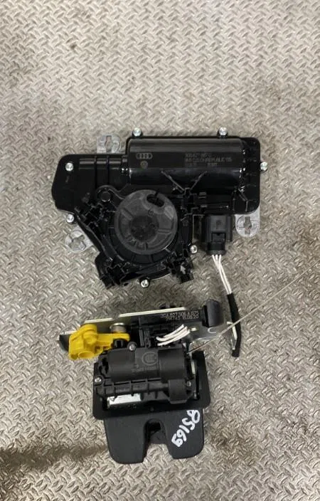 Moteur electrique de hayon-coffre Volkswagen T-ROC (A11, D11) 1.5 tsi (2017) occasion
