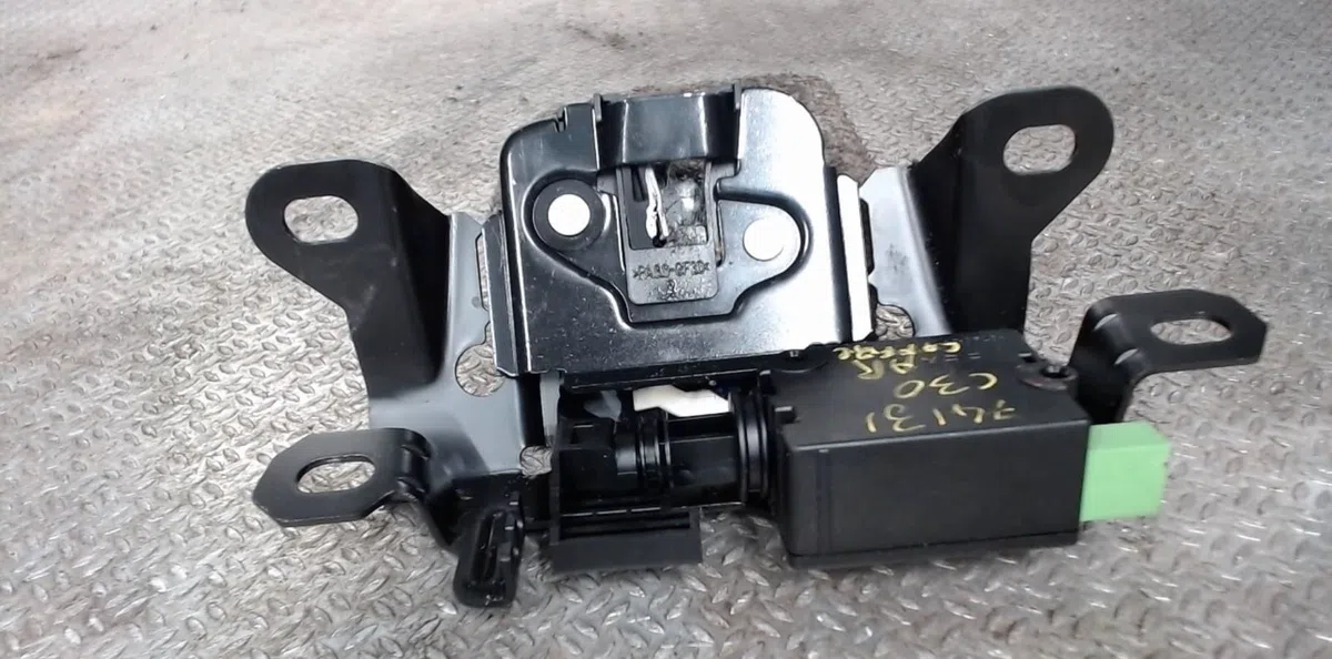 Moteur electrique de hayon-coffre VOLVO C 30  C 30 PHASE 1 occasion