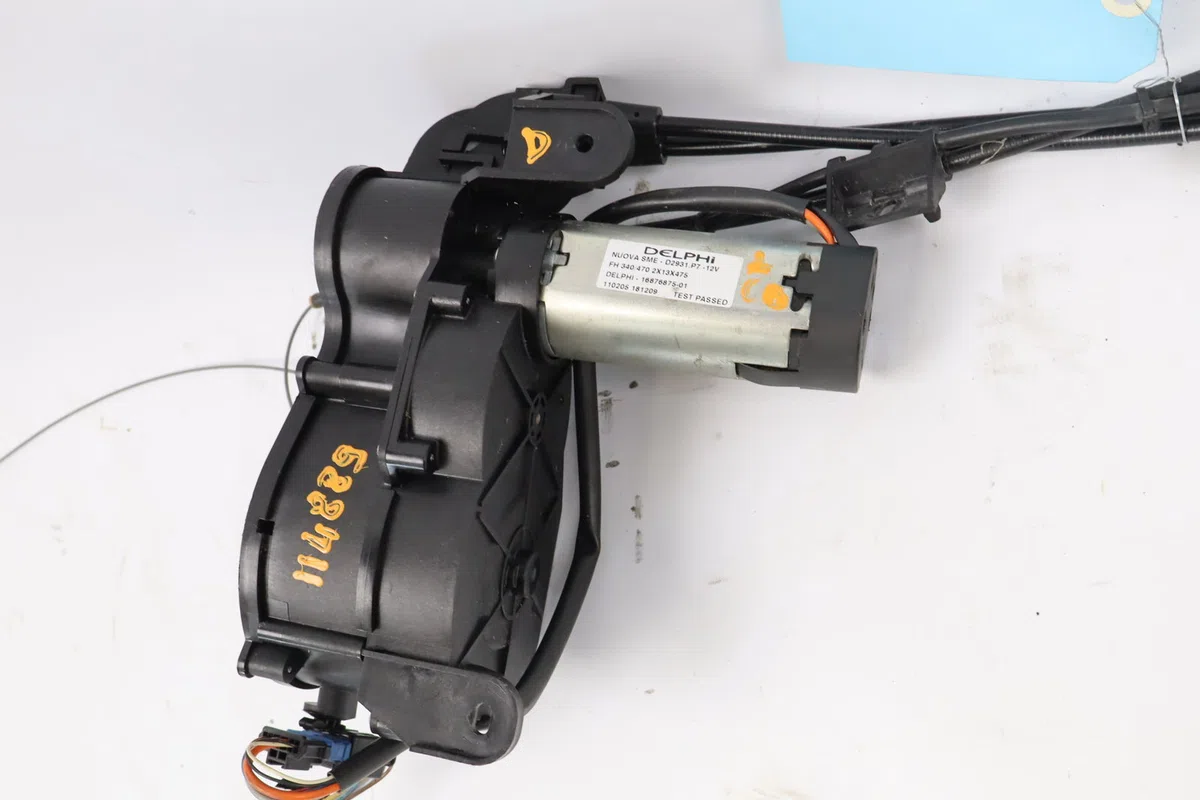 moteur électrique porte coulissante droit  Peugeot 1007 (KM_) 1.6 16v (2005) occasion
