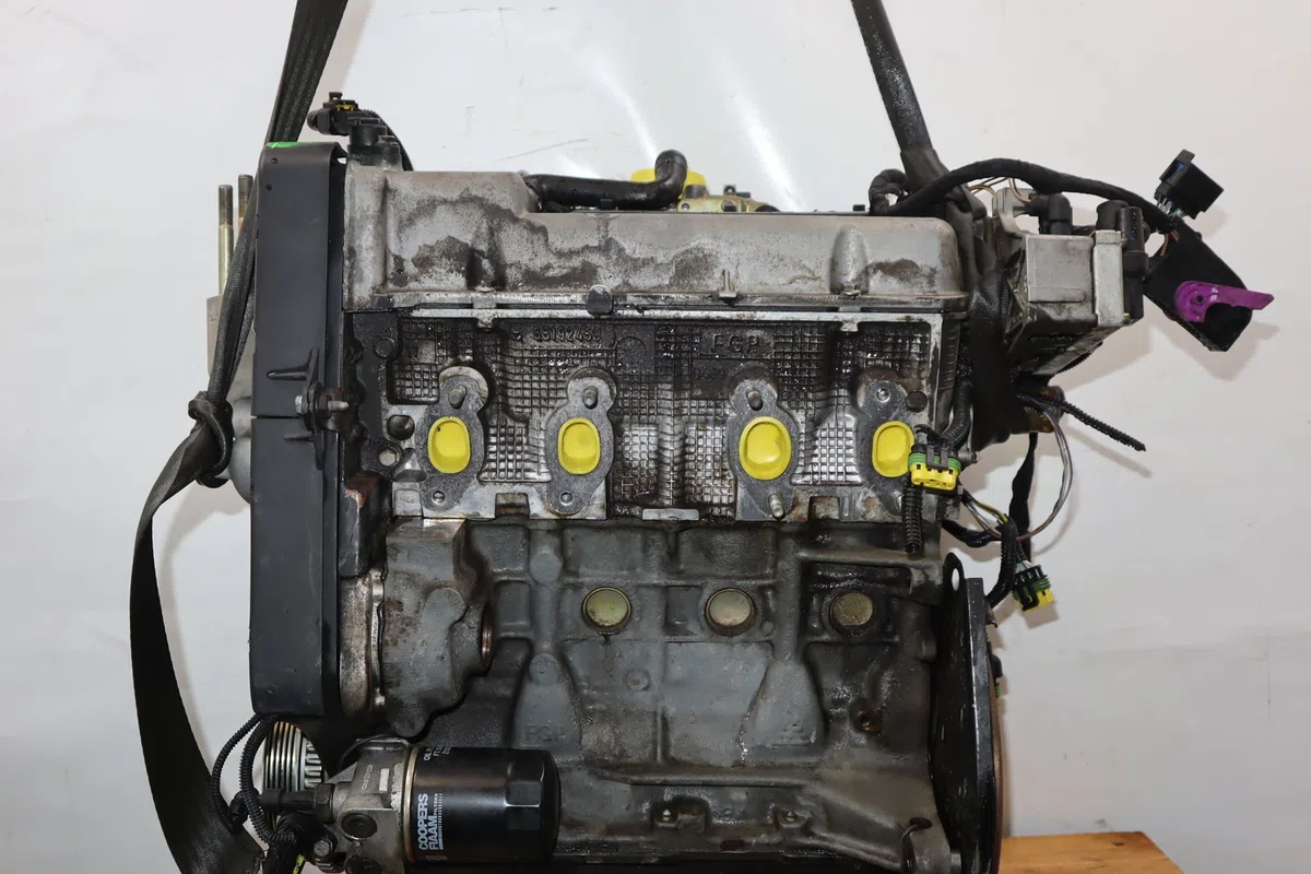 Moteur essence Fiat PUNTO (188_) 1.2 60 (188.030, .050, .130, .150, .230, .250) (1999-2010) occasion