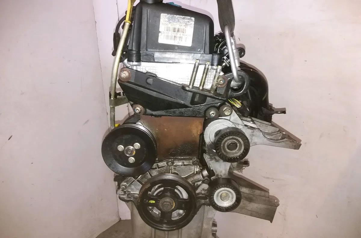 Moteur essence Ford KA (RB_) 1.3 i rocam (2002-2008) 3 portes occasion