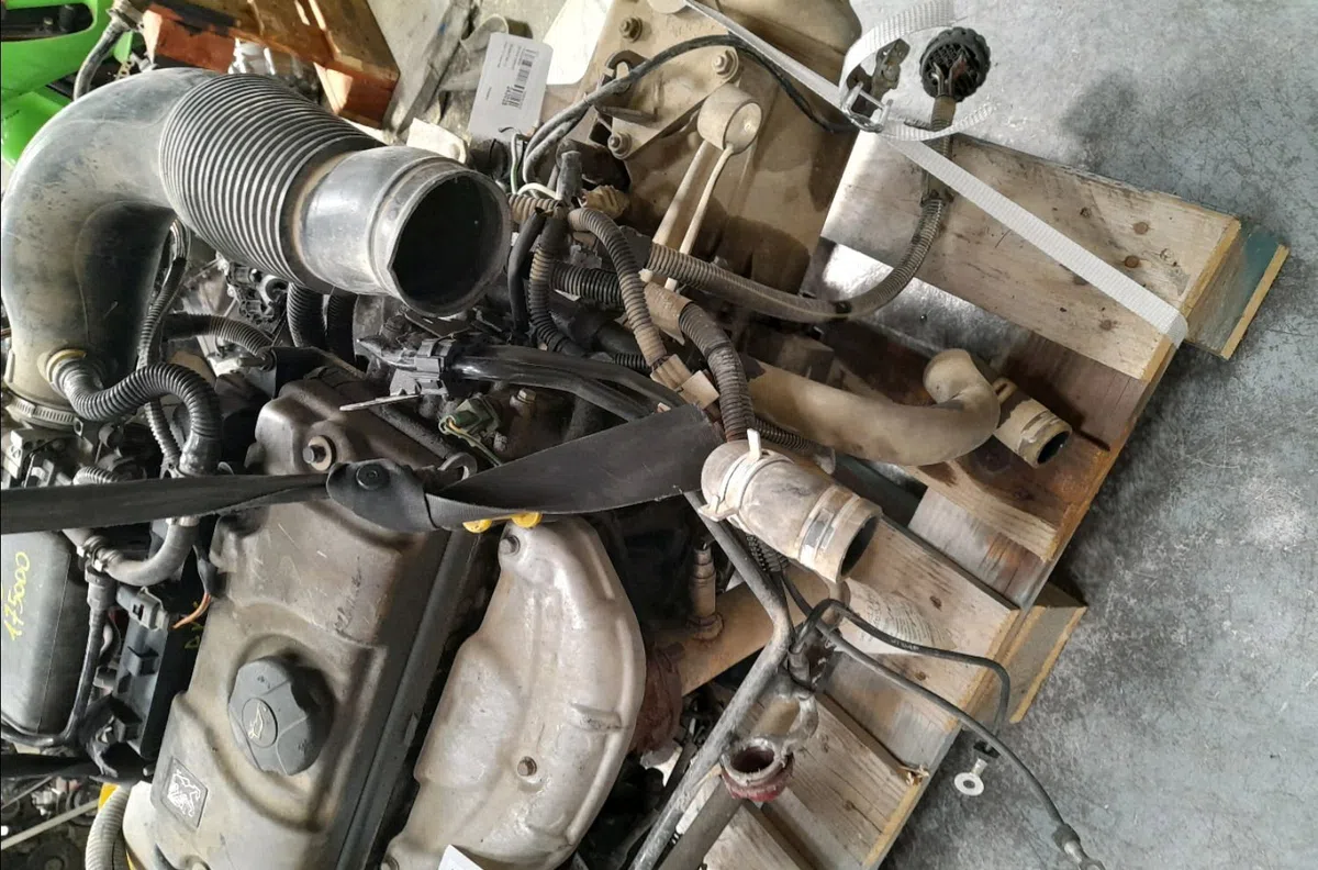 Moteur essence Peugeot 206 3-5 portes (2A-C) 1.1 i (1998-2007) occasion