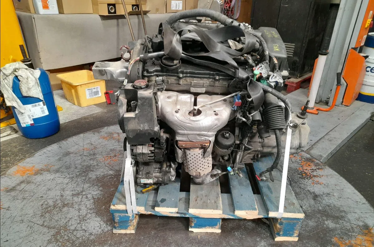 Moteur essence Peugeot 206 3-5 portes (2A-C) 1.4 16v (2003-2008) occasion