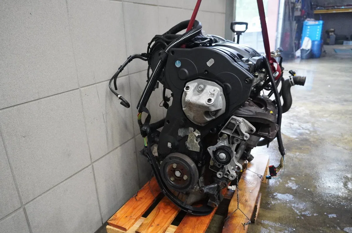 Moteur essence Peugeot 206 SW (2E-K) 1.6 16v (2002) occasion