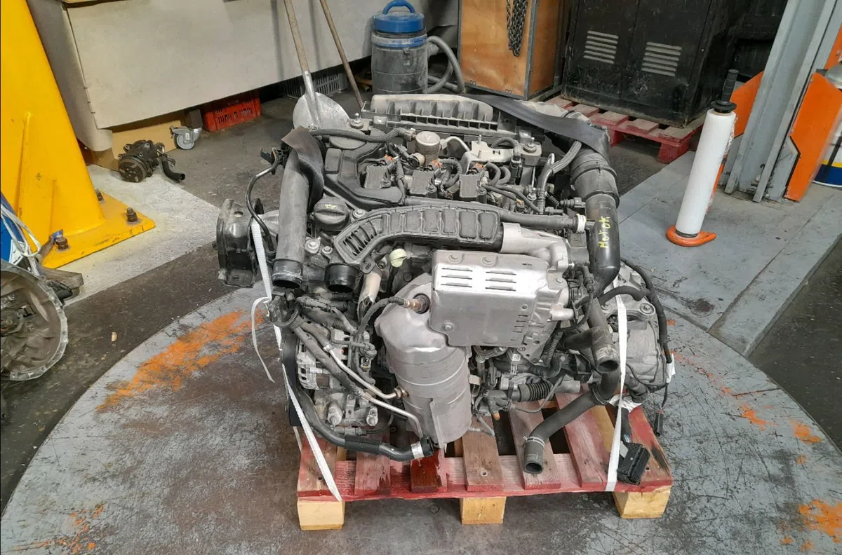 Moteur essence Peugeot 208 I (CA_, CC_) 1.2 thp 110 (2013) occasion