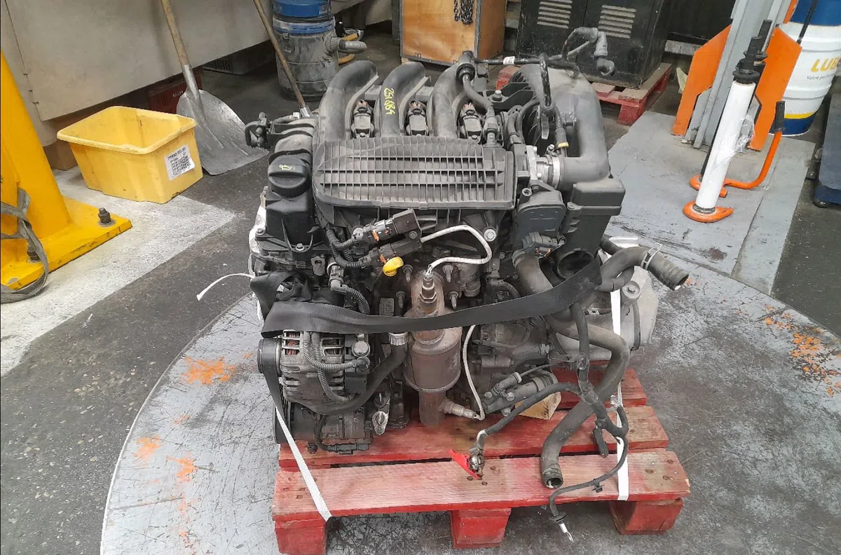 Moteur essence Peugeot 208 I (CA_, CC_) 1.2 vti 82 (2012) occasion