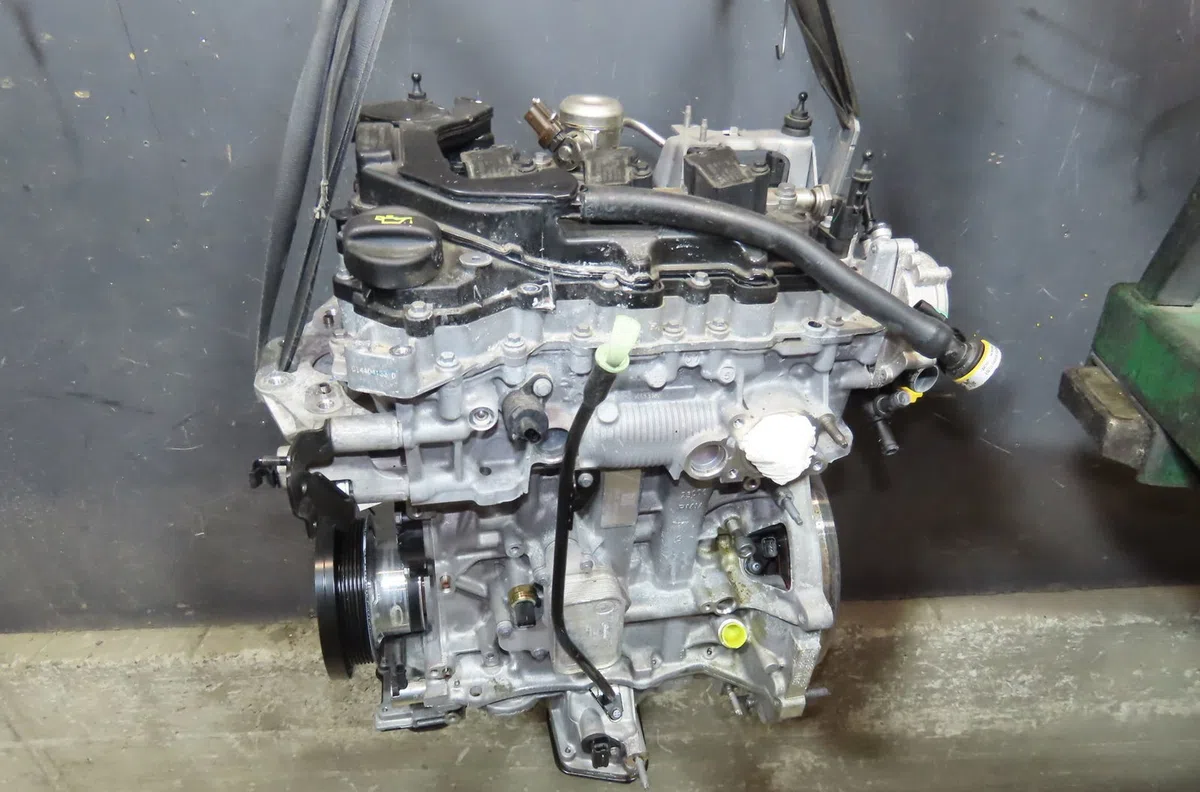 Moteur essence Peugeot 208 II (UB_, UP_, UW_, UJ_) 1.2 puretech 100 (2019) 5 portes occasion