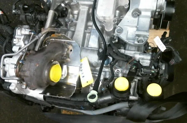 Moteur essence Peugeot 3008 SUV (MC_, MR_, MJ_, M4_) 1.2 hybrid 136 (mrhpye) (2023) occasion