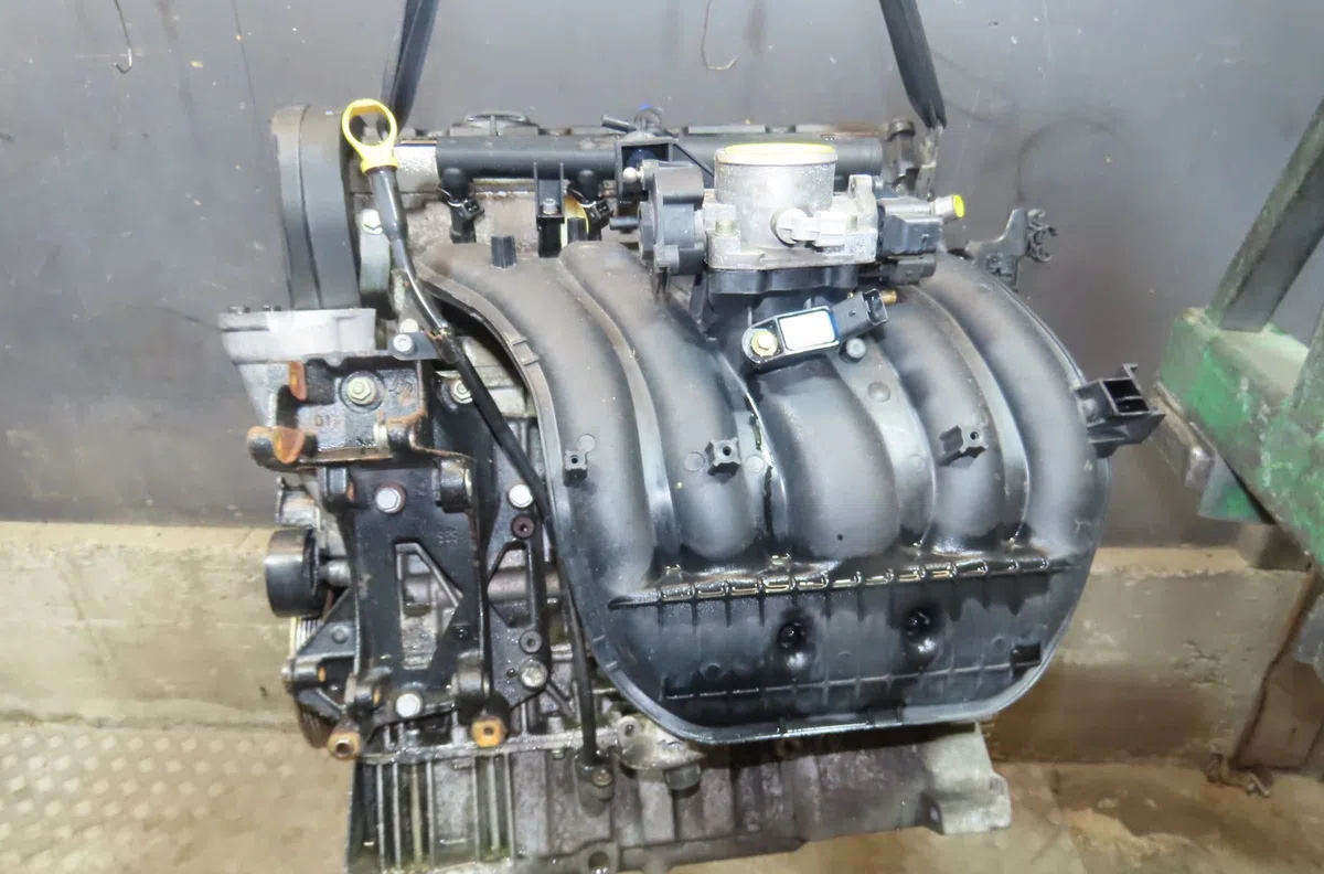Moteur essence Peugeot 307 (3A-C) 2.0 16v (2000-2005) occasion