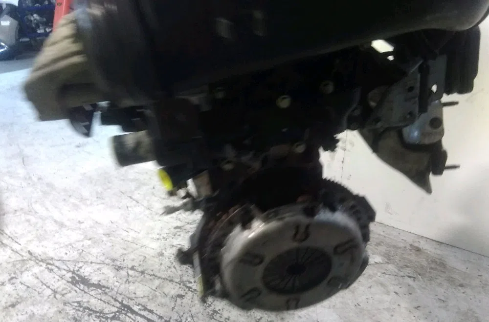 Moteur essence Renault CLIO II (BB_, CB_) 1.6 16v (bb01, bb0h, bb0t, bb14, bb1d, bb1r, bb2kl, bb3g... (1998-2005) occasi
