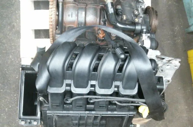 Moteur essence Renault KANGOO Express (FC0-1_) 1.2 16v (fc05, fc0w, fc1d, fc1p, fc1k, fc0t) (2001) occasion