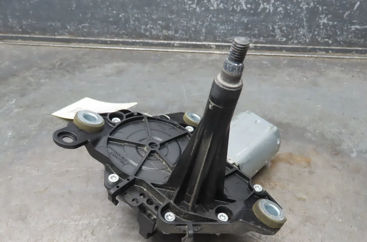 Moteur essuie-glace ar droit Mini MINI CLUBMAN (R55) One d (2010-2014) occasion