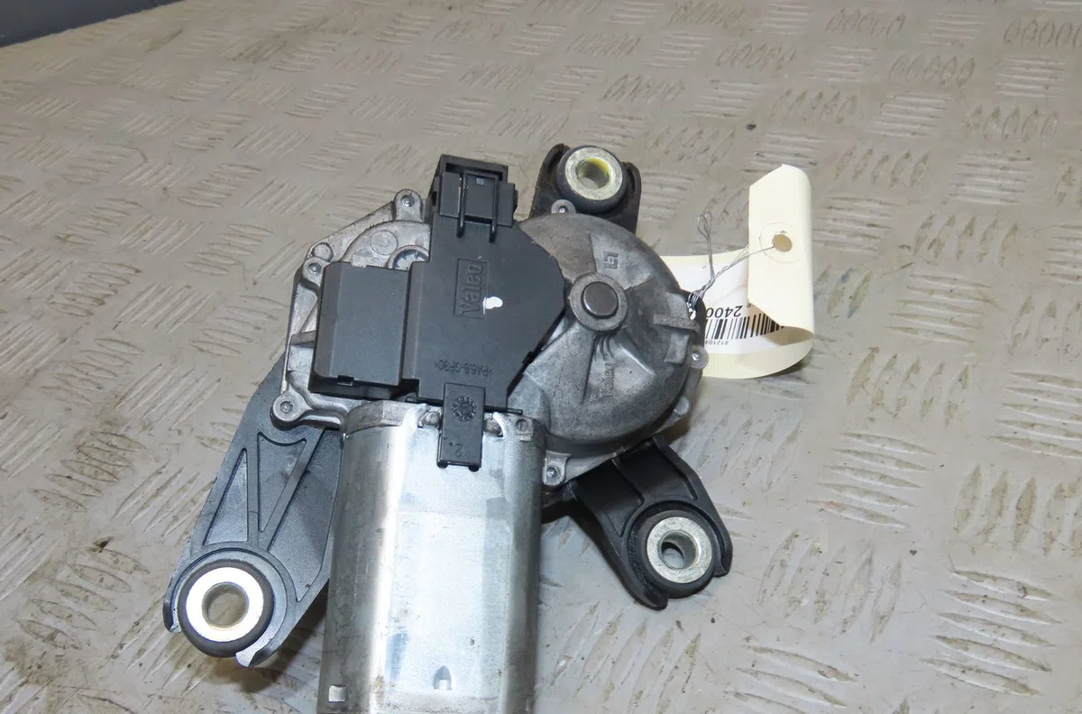 Moteur essuie-glace ar droit Opel COMBO Tour 1.7 dti 16v (2001-2004) occasion