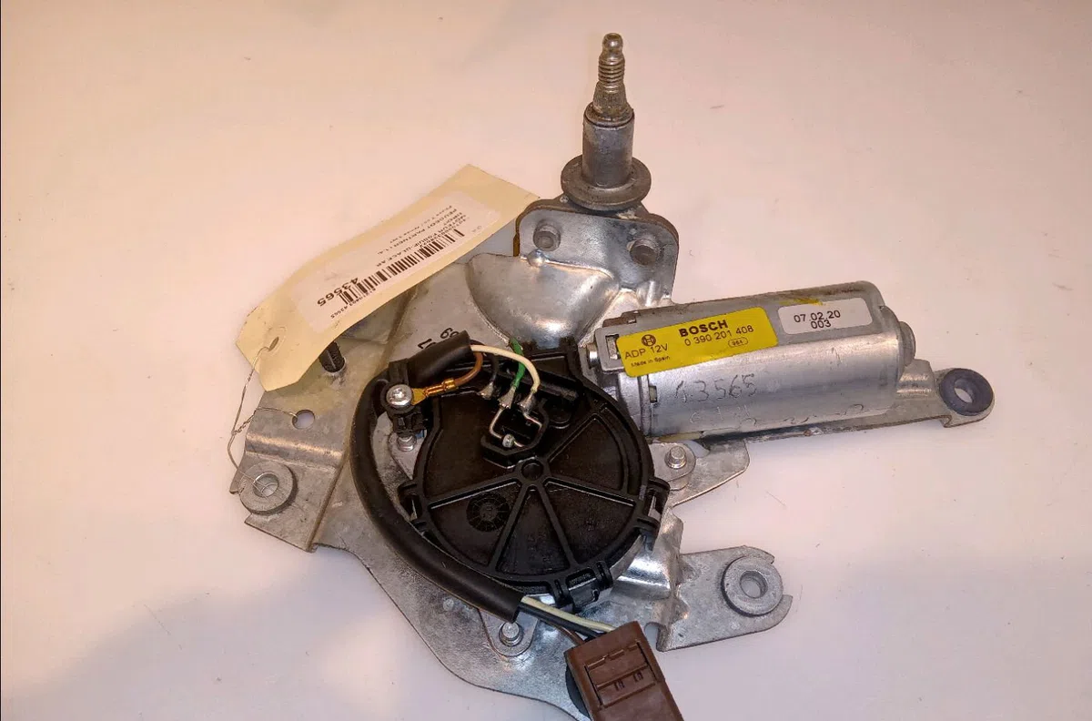 Moteur essuie-glace ar droit Peugeot PARTNER Monospace (5_, G_) 1.4 (1996-2015) occasion