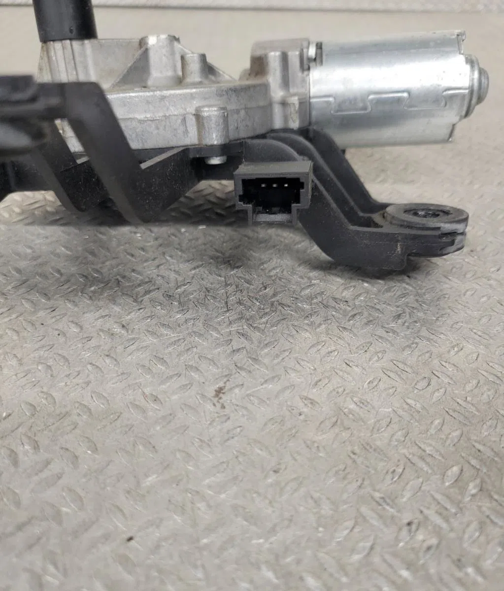 Moteur essuie-glace ar gauche Citroen BERLINGO - BERLINGO FIRST Monospace (MF_, GJK_, GFK_) 1.6 hdi 90 (mf9hx) (2005-200