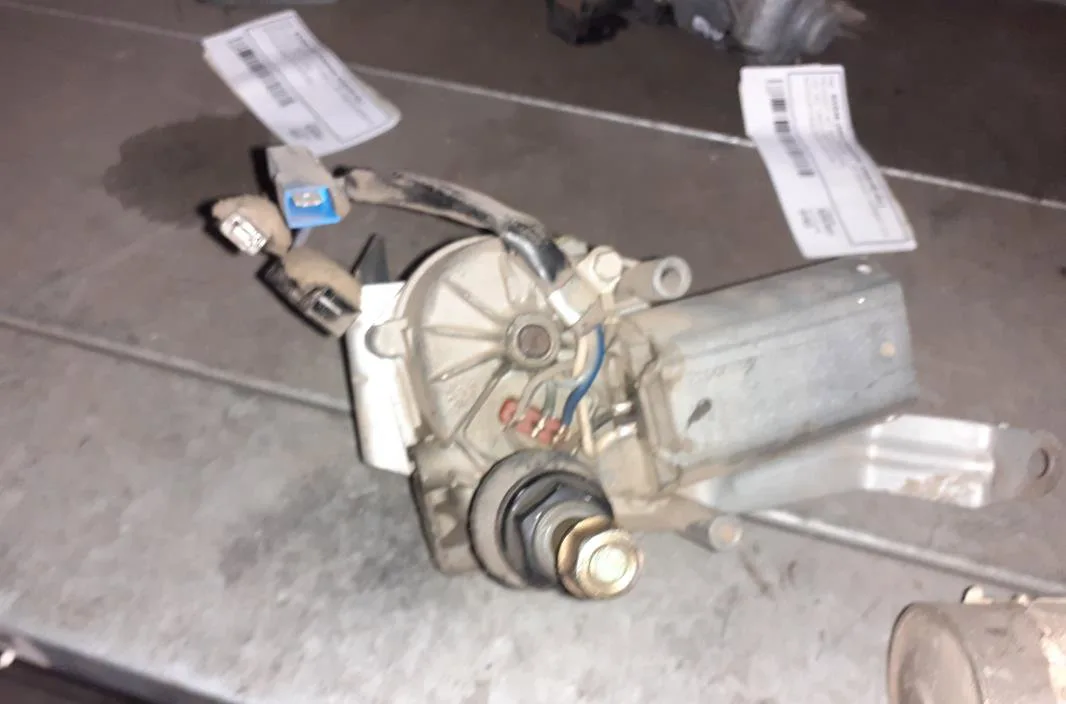 Moteur essuie-glace ar gauche Citroen BX (XB-_) 16 (1987-1993) occasion