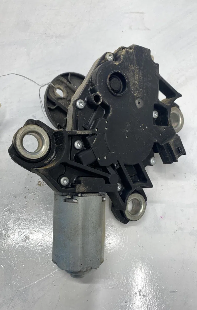 Moteur essuie-glace ar gauche Citroen C4 GRAND PICASSO I (UA_) 1.6 hdi (2006-2011) 5 portes occasion