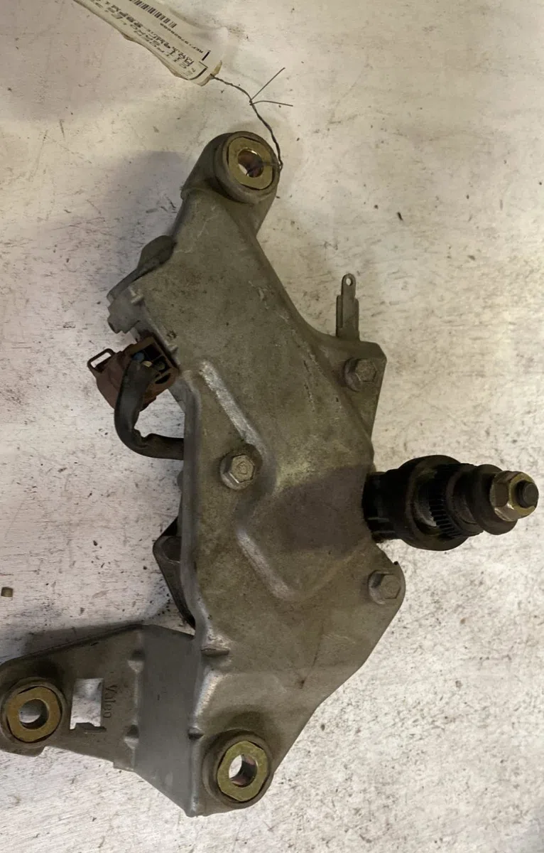 Moteur essuie-glace ar gauche Citroen SAXO (S0, S1) 1.4 vts (1996-2003) occasion