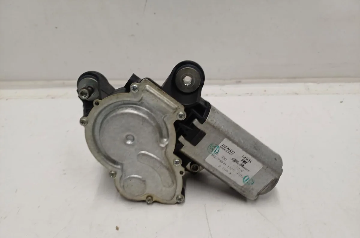 Moteur essuie-glace ar gauche FIAT 500 2 PHASE 1 occasion