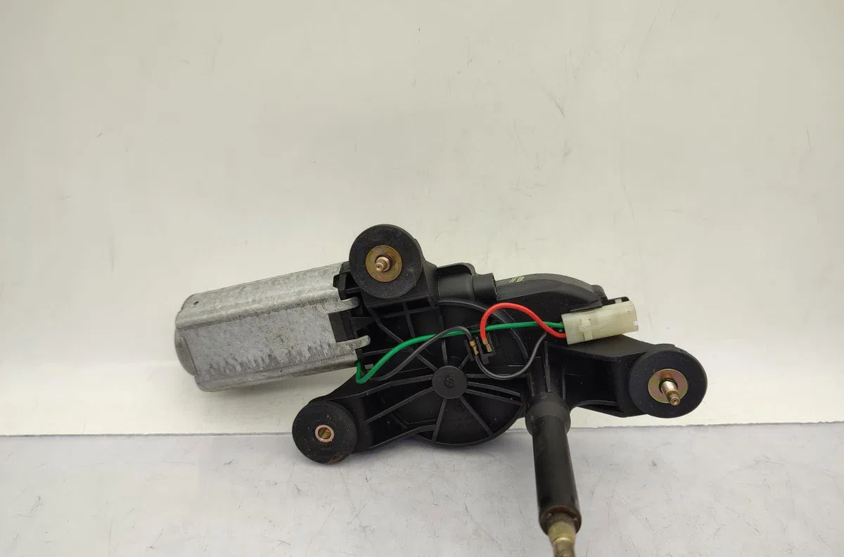 Moteur essuie-glace ar gauche FIAT PUNTO 2 PHASE 2 occasion