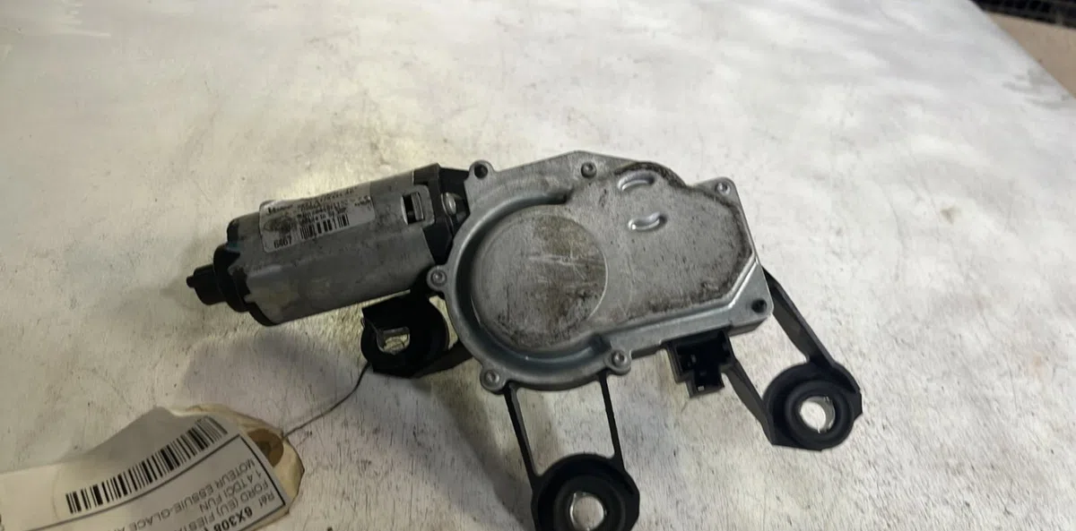 Moteur essuie-glace ar gauche Ford FIESTA V (JH_, JD_) 1.4 tdci (2001-2008) 5 portes occasion