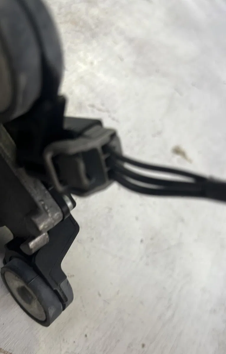 Moteur essuie-glace ar gauche Ford FOCUS II (DA_, HCP, DP) 1.6 tdci (2004-2012) occasion