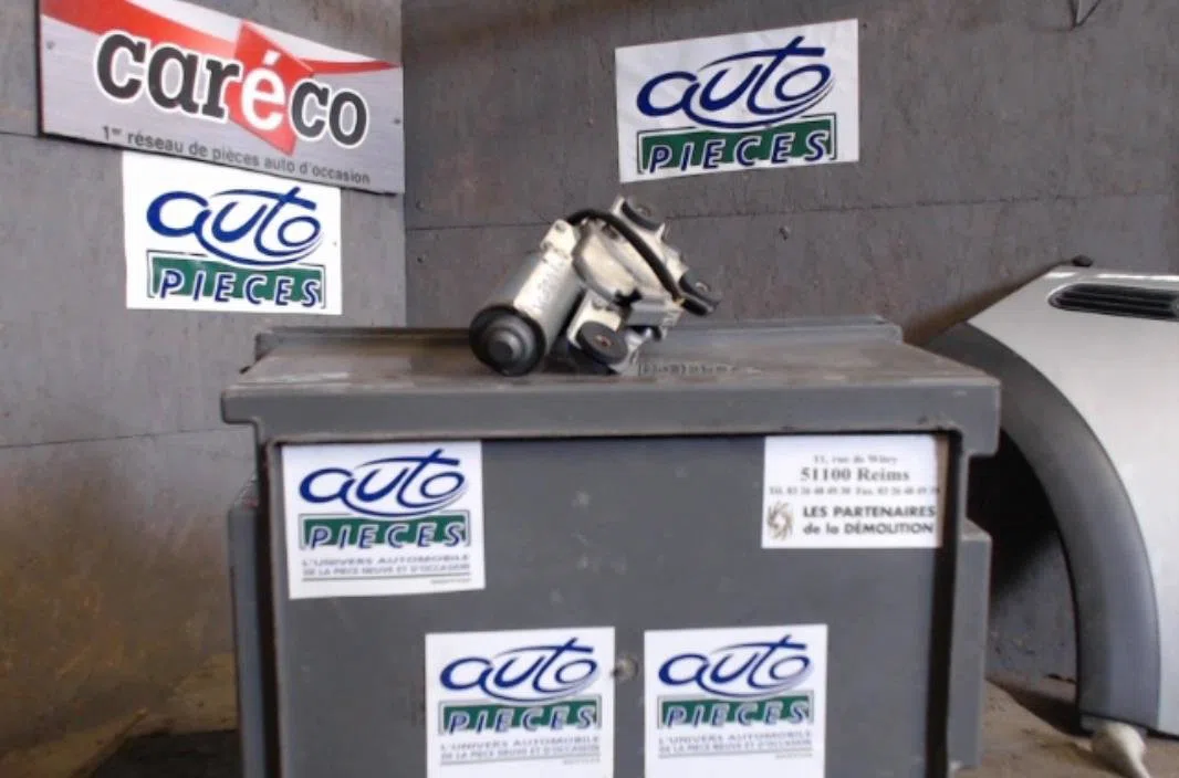 Moteur essuie-glace ar gauche FORD MONDEO 2 MONDEO 2 occasion
