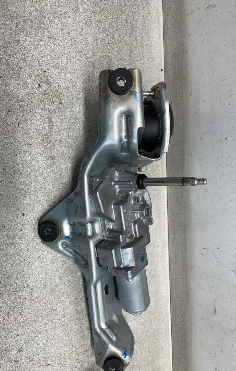 Moteur essuie-glace ar gauche MAZDA CX-30 PHASE 1 occasion