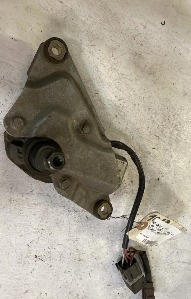 Moteur essuie-glace ar gauche Peugeot 106 I (1A, 1C) 1.4 d (1992-1996) occasion