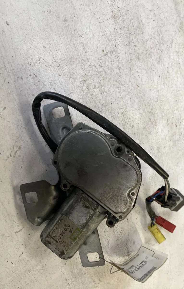Moteur essuie-glace ar gauche Peugeot 106 I (1A, 1C) 1.5 d (1994-1996) occasion