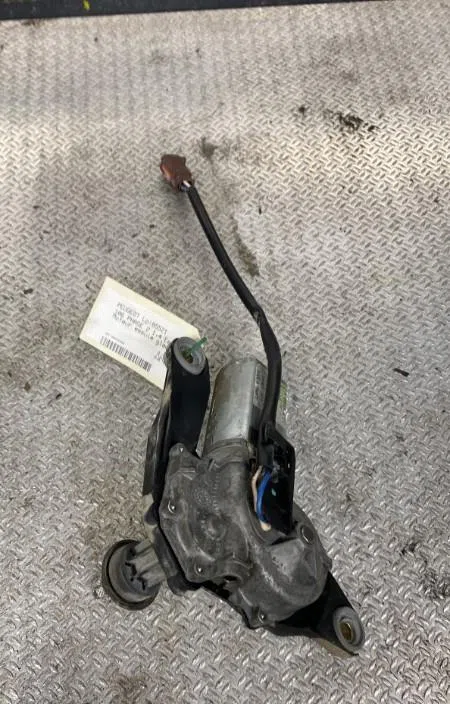 Moteur essuie-glace ar gauche Peugeot 106 II (1A_, 1C_) 1.4 i (1996-2004) occasion
