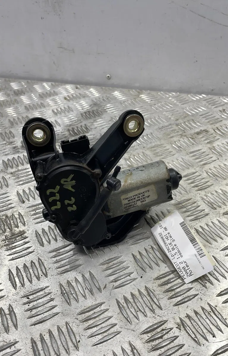 Moteur essuie-glace ar gauche PEUGEOT 2008 2 occasion
