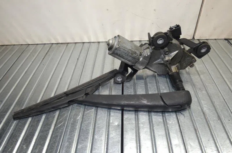 Moteur essuie-glace ar gauche RENAULT MEGANE 2 PHASE 1 occasion