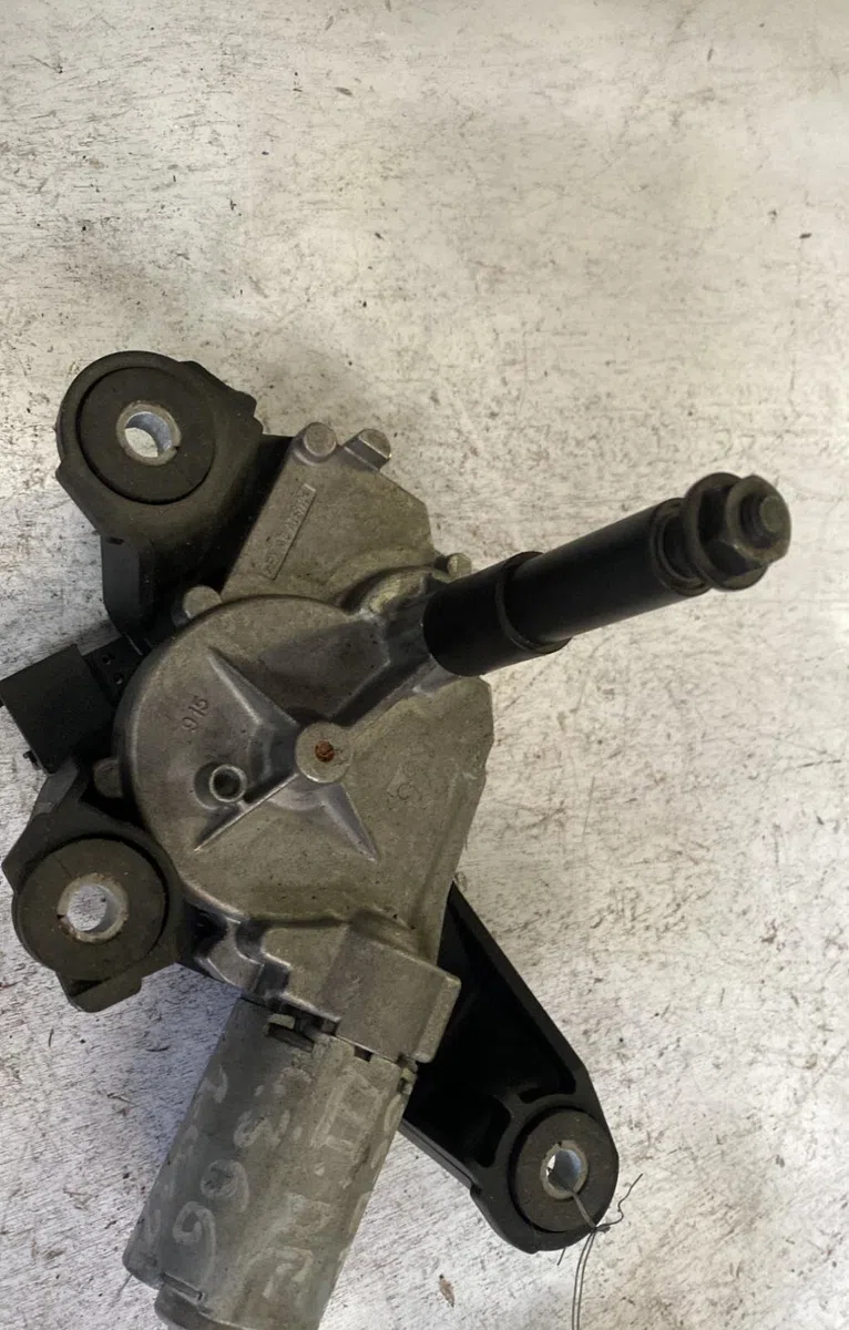 Moteur essuie-glace ar gauche Renault SCÉNIC III (JZ0-1_) 1.6 dci (jz00, jz12) (2011) 5 portes occasion
