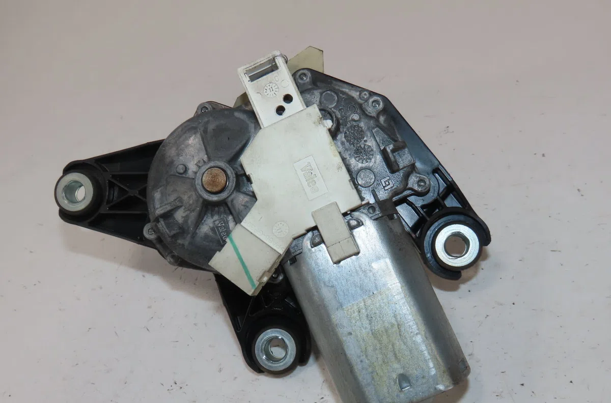 Moteur essuie-glace ar gauche Renault TRAFIC II Autobus-Autocar (JL) 2.0 dci 115 (2006) occasion