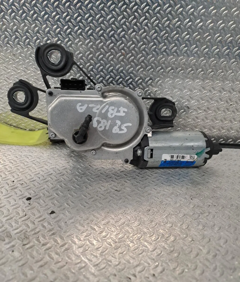 Moteur essuie-glace ar gauche Seat IBIZA IV SC (6J1, 6P5) 2.0 tdi (2010-2015) occasion