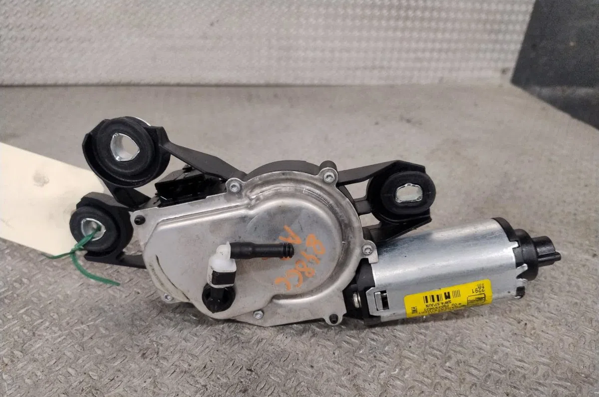 Moteur essuie-glace ar gauche Seat LEON (1P1) 1.6 tdi (2010-2012) occasion