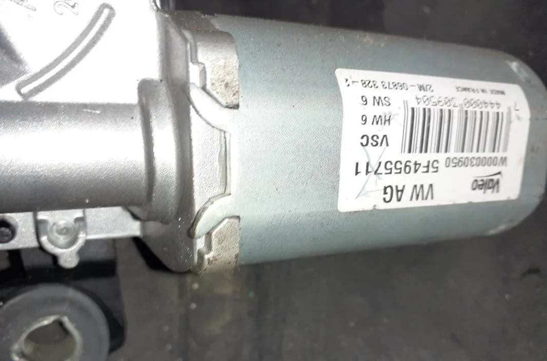 Moteur essuie-glace ar gauche Seat LEON (5F1) 1.6 tdi (2012-2020) occasion