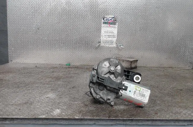 Moteur essuie-glace ar gauche TOYOTA AYGO 1  AYGO 1 PHASE 1 occasion