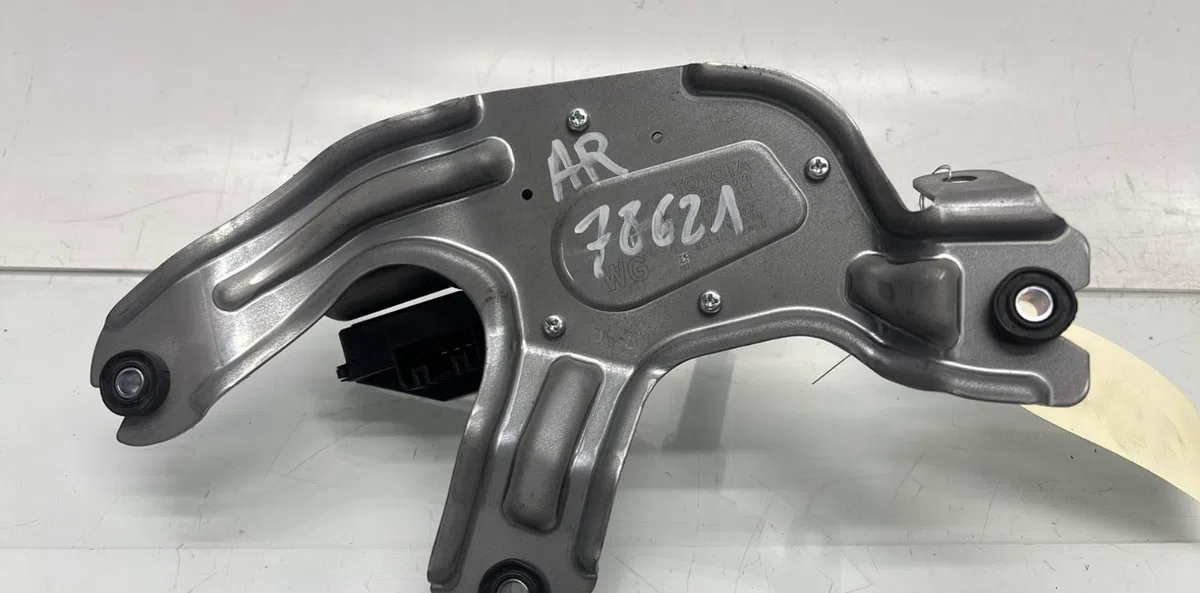 Moteur essuie-glace ar gauche TOYOTA COROLLA E21 BREAK occasion