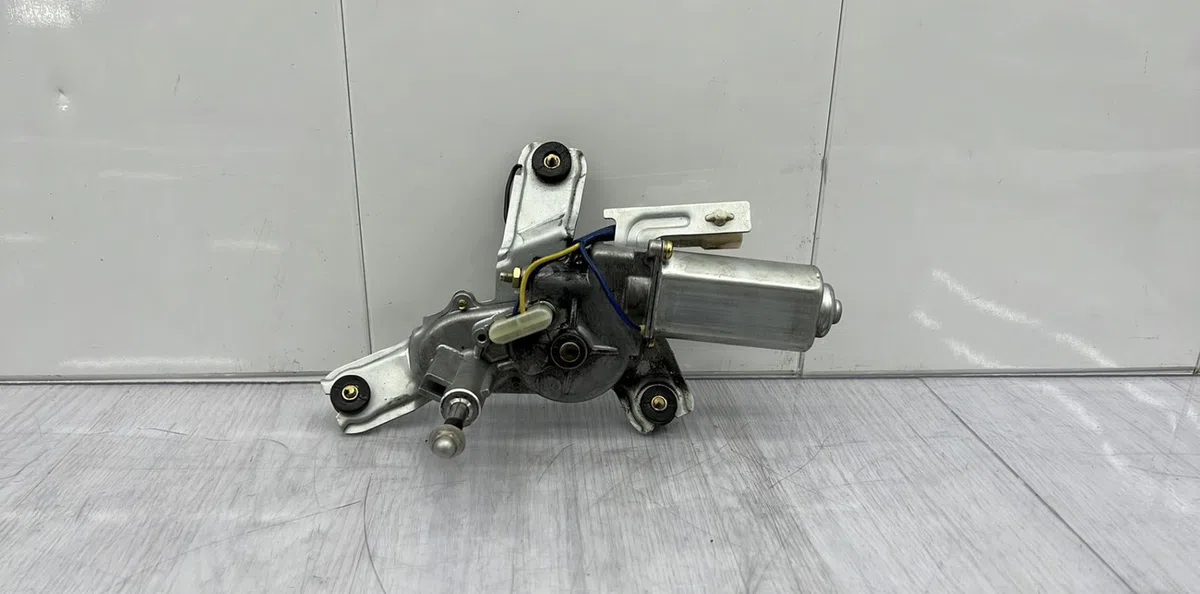 Moteur essuie-glace ar gauche TOYOTA RAV4 1 PHASE 2 occasion