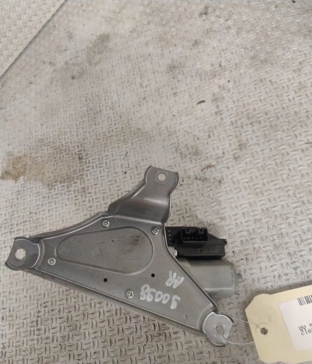 Moteur essuie-glace ar gauche TOYOTA YARIS 3  YARIS 3 PHASE 1 occasion