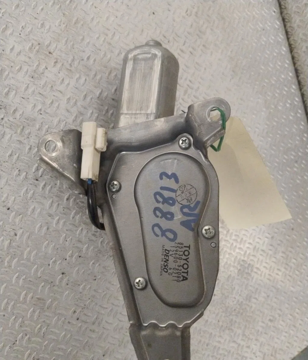 Moteur essuie-glace ar gauche TOYOTA YARIS VERSO  YARIS VERSO PHASE 2 occasion