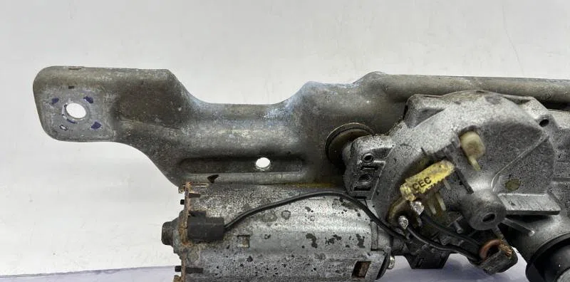 Moteur essuie-glace ar gauche VOLKSWAGEN GOLF 3 BREAK occasion