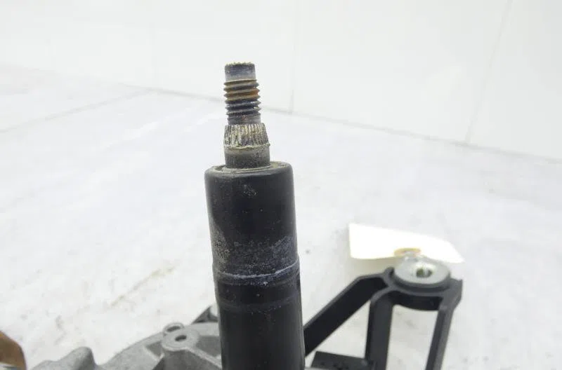 Moteur essuie-glace ar gauche VOLKSWAGEN POLO 4 PHASE 2 occasion