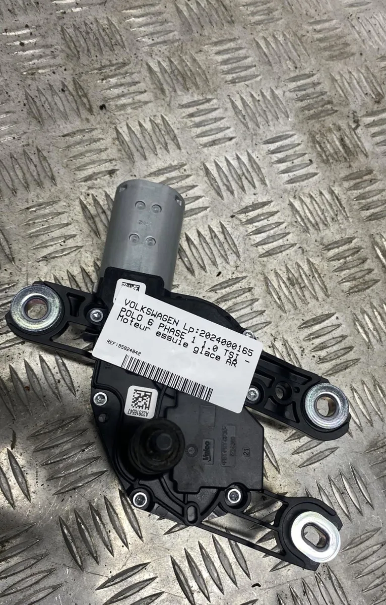 Moteur essuie-glace ar gauche VOLKSWAGEN POLO 6 PHASE 1 occasion
