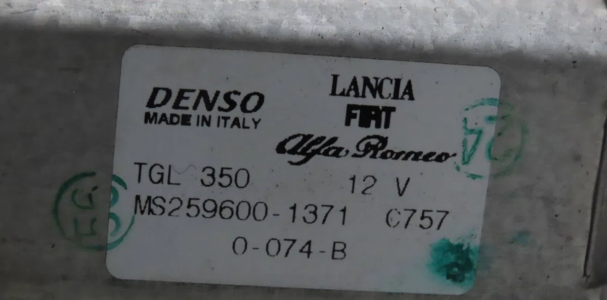 Moteur essuie-glace arrière Abarth 500 - 595 - 695 1.4 (312.axd1a) (2008) occasion