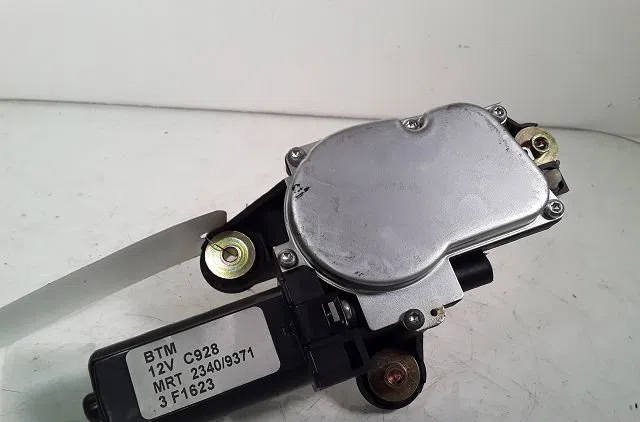 Moteur essuie-glace arrière Alfa romeo 147 (937_) 1.9 jtdm 16v (937.axn1b, 937.bxn1b) (2004-2010) occasion